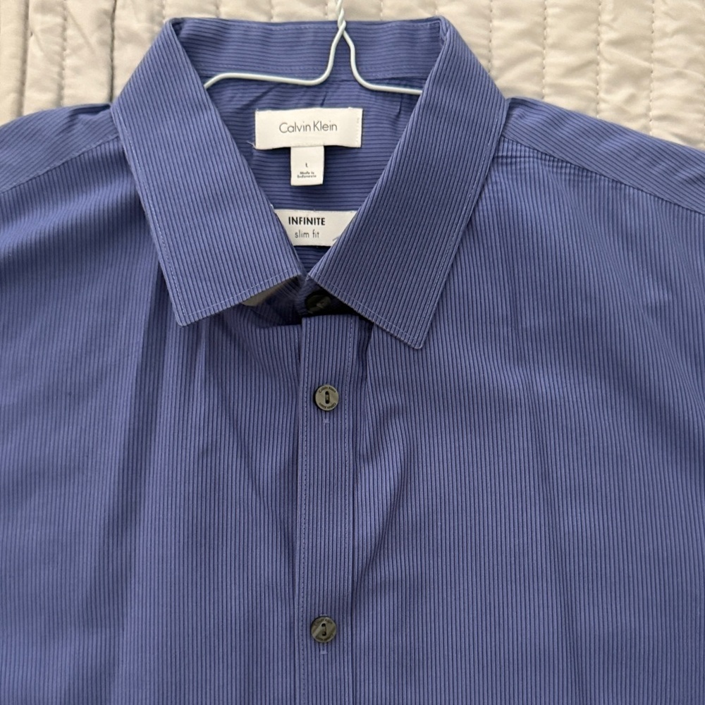 Calvin Klein - Men's Striped Shirt- Infinite Slim Fit - Large